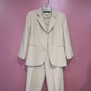Morton Bernard 2pc Suit Size 8